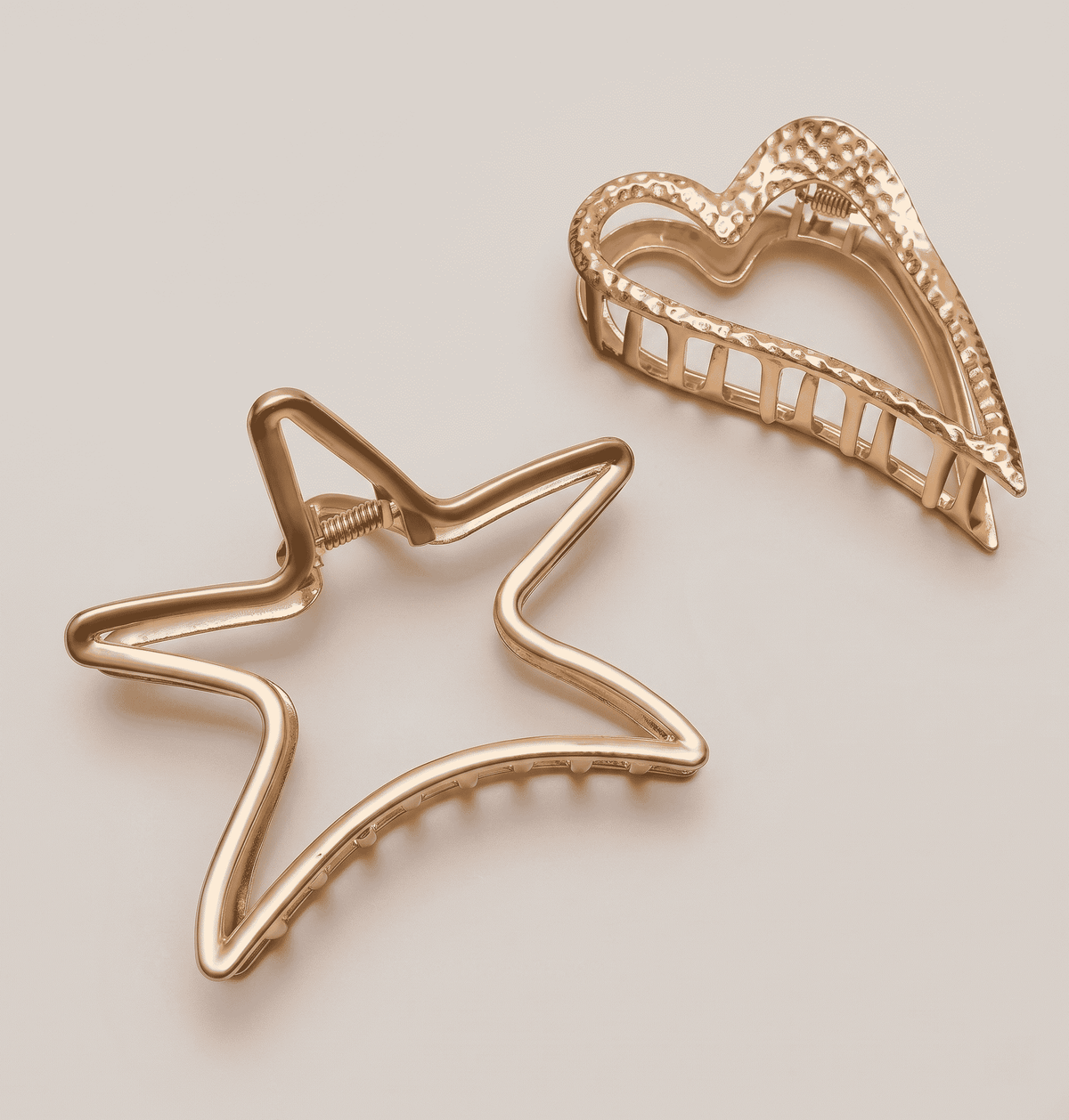 Incorporating Jewelry Trends 2026 with Stylish Pearl Accent Hair Clips and Minimalist Jewelry Techniques