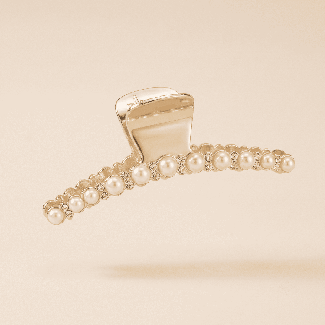 Styling Large Pearl Hairpins on Instagram: A Guide to Jewelry Trends 2026 and Mastering Minimalist Jewelry Looks
