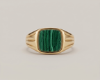 European And American Retro Fashion Natural Green Peacock Stone Ring